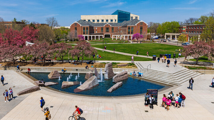 Union Plaza on City Campus. Spring on City Campus